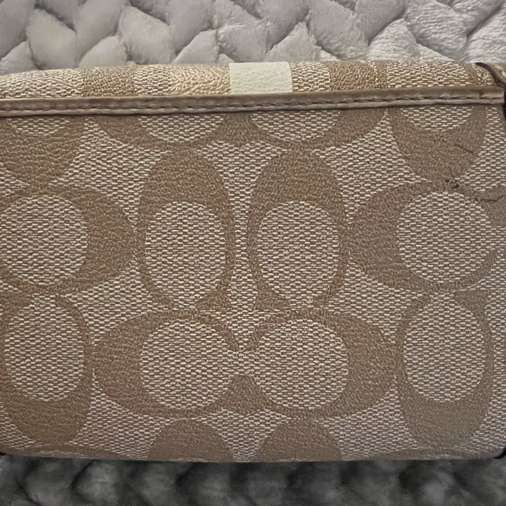 Coach Tan & Gold Canvas & Leather Trim Signature Wallet. - Picture 2 of 16